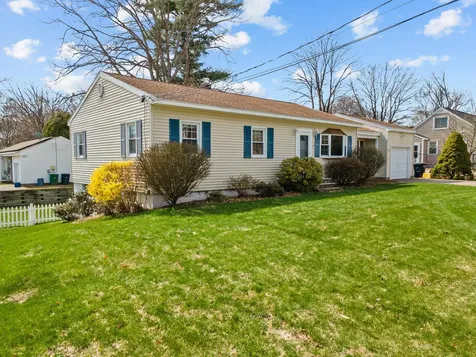 14 Beaver Street Nashua NH 03063