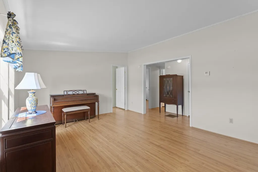 5 Dockside Lane Rochester NH 03867