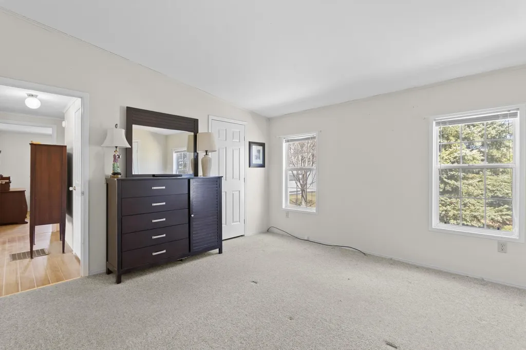 5 Dockside Lane Rochester NH 03867