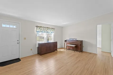5 Dockside Lane Rochester NH 03867