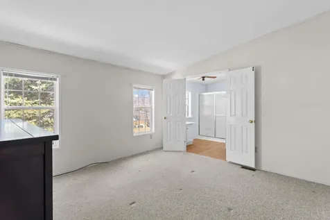 5 Dockside Lane Rochester NH 03867