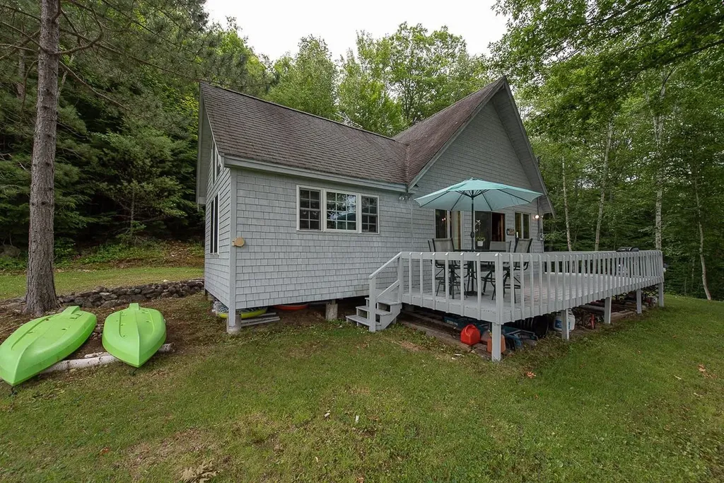 613 Mayhew Turnpike Plymouth NH 03264