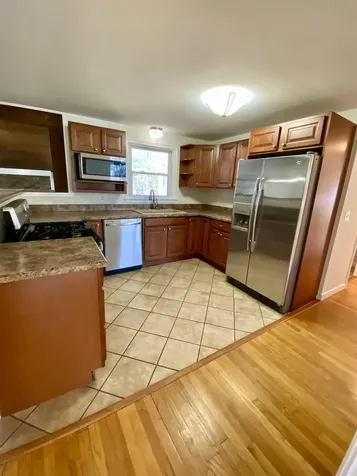 18 Kanata Drive Nashua NH 03063