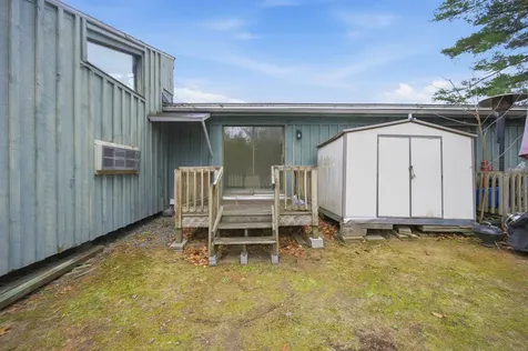 28 Chandler Avenue Plaistow NH 03865