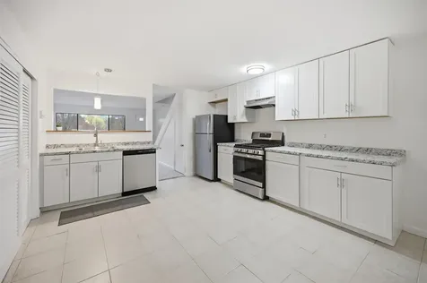 28 Chandler Avenue Plaistow NH 03865
