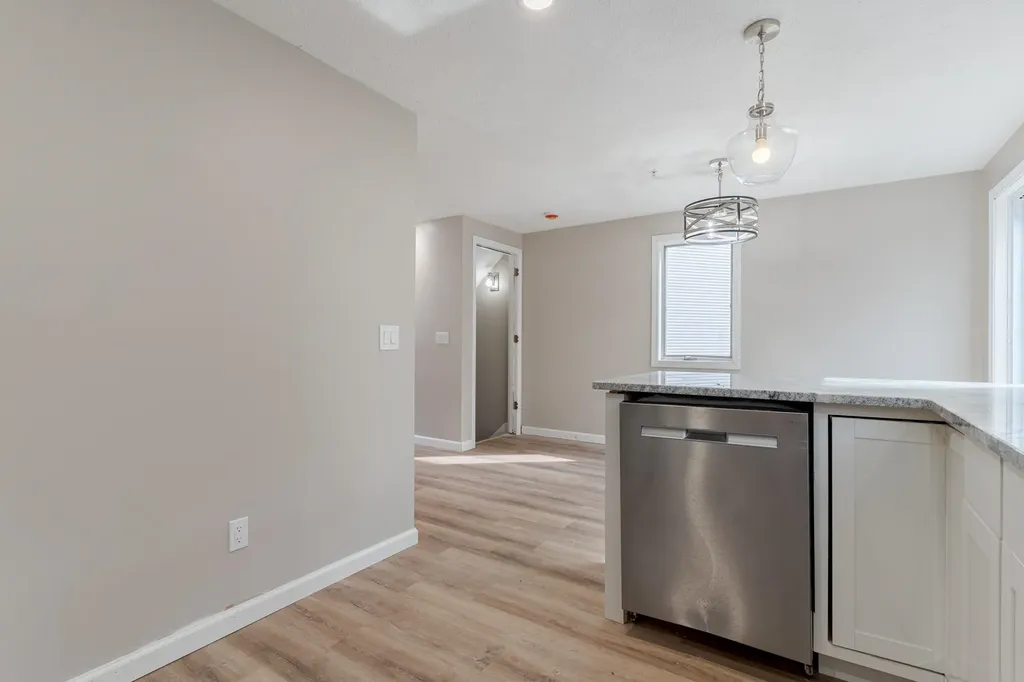 57 Dunns Bridge Lane Dover NH 03820