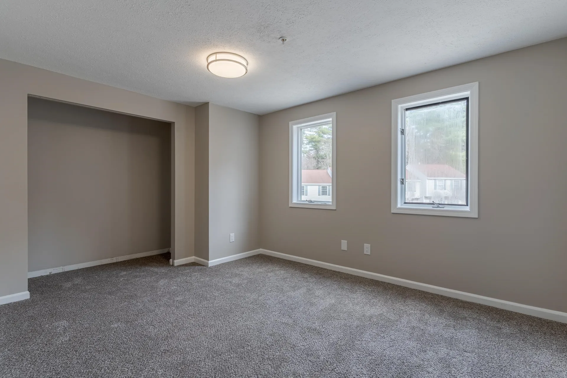 57 Dunns Bridge Lane Dover NH 03820