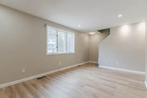 57 Dunns Bridge Lane Dover NH 03820