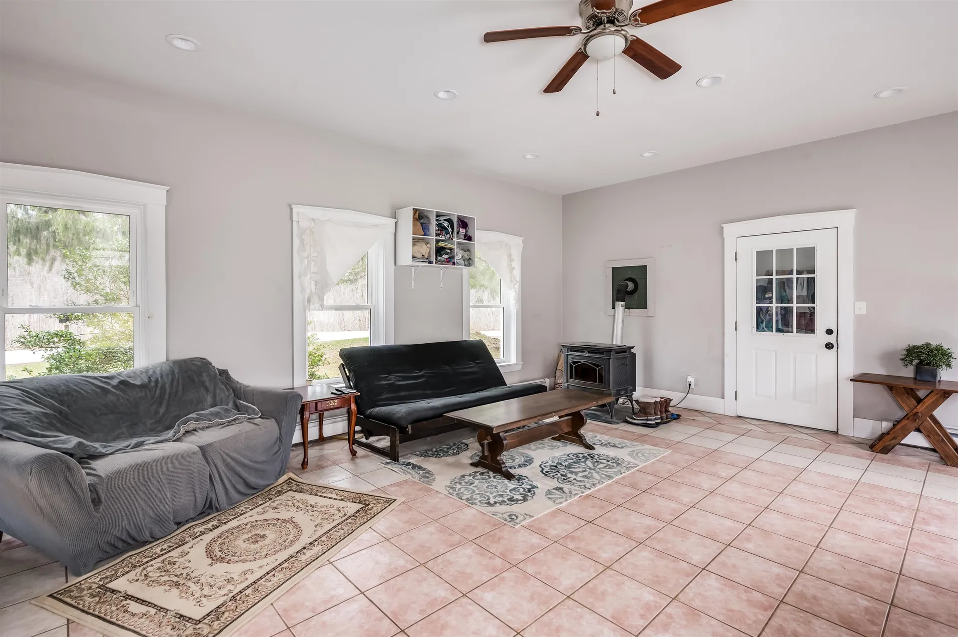 60 Batchelder Road Raymond NH 03077