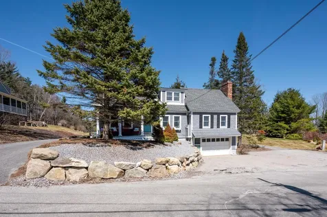 171 Burkehaven Hill Road Sunapee NH 03782