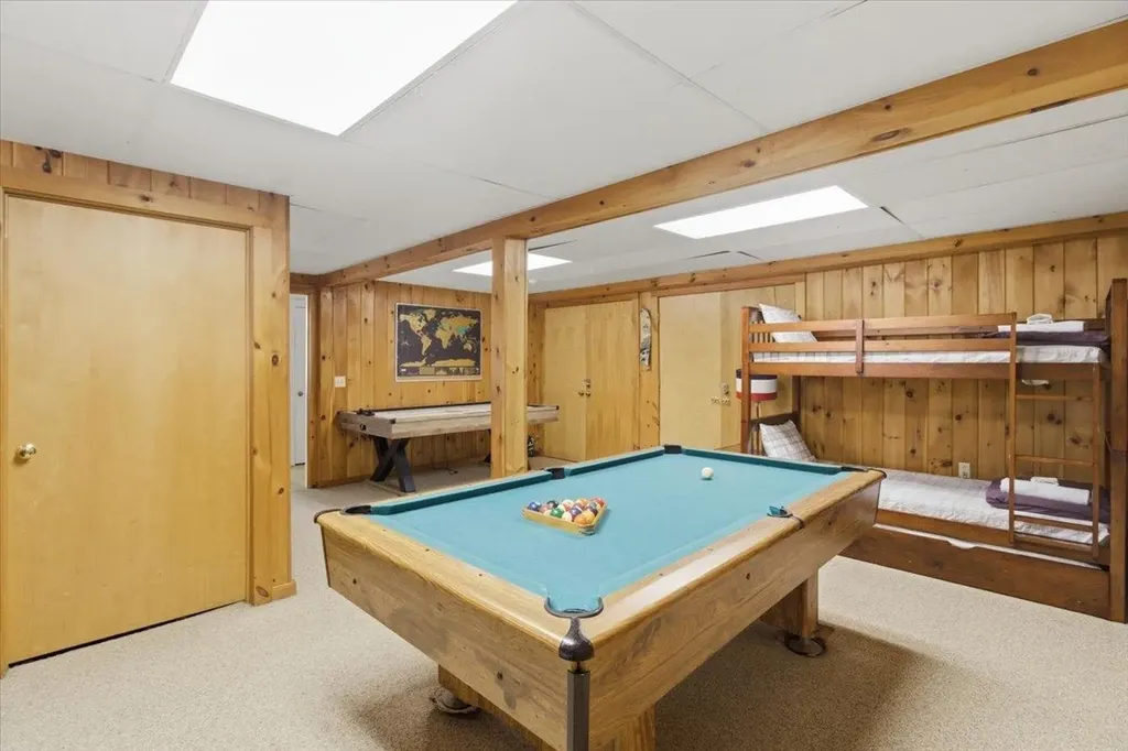 15 Sawmill Village Way Dover VT 05356