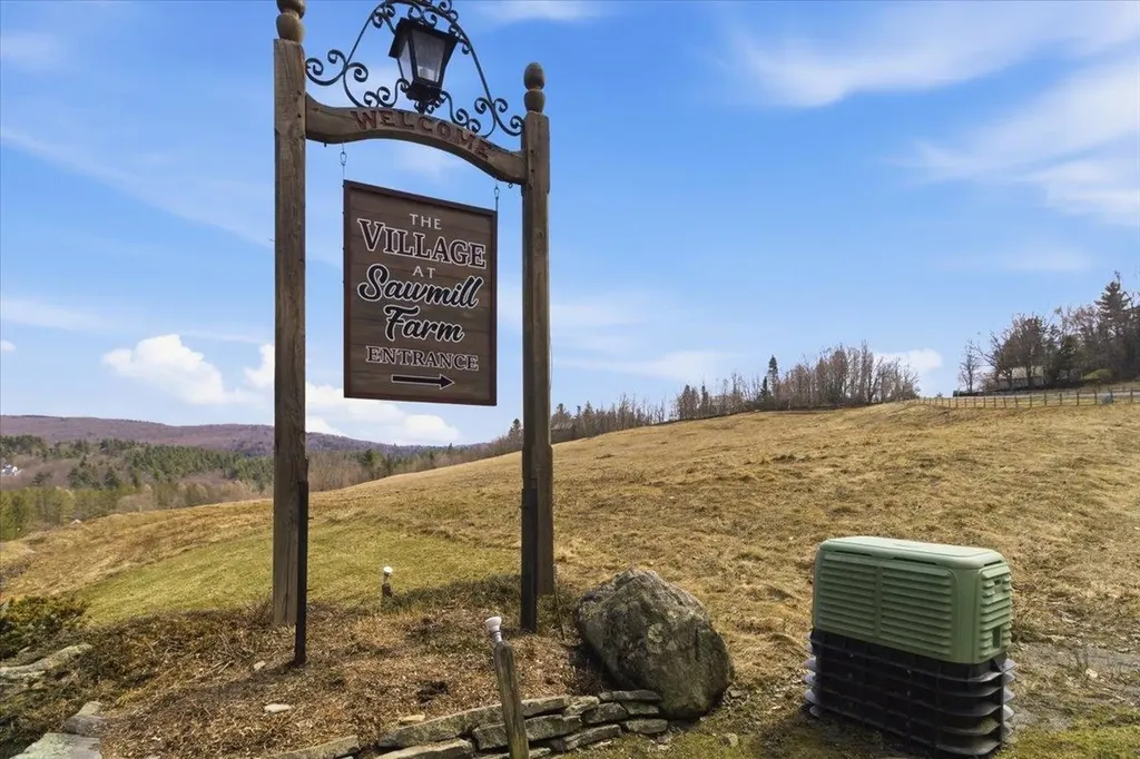 15 Sawmill Village Way Dover VT 05356