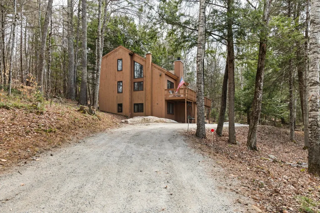 156 Hodgeman Hill Road Campton NH 03223