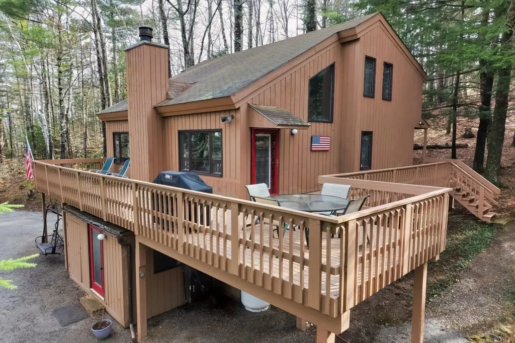 156 Hodgeman Hill Road Campton NH 03223