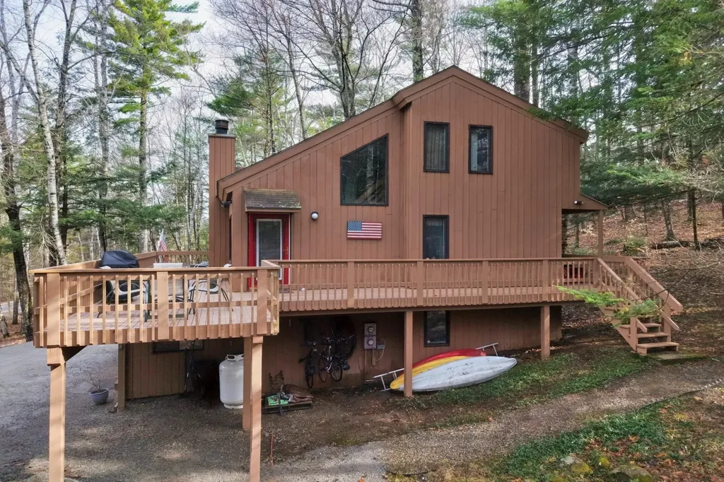 156 Hodgeman Hill Road Campton NH 03223