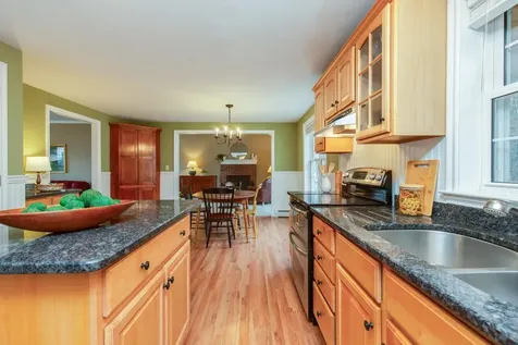 14 Ganley Drive Salem NH 03079