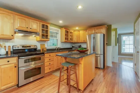 14 Ganley Drive Salem NH 03079