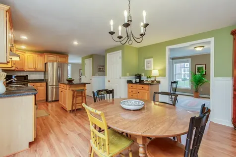 14 Ganley Drive Salem NH 03079