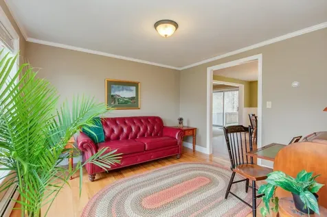 14 Ganley Drive Salem NH 03079