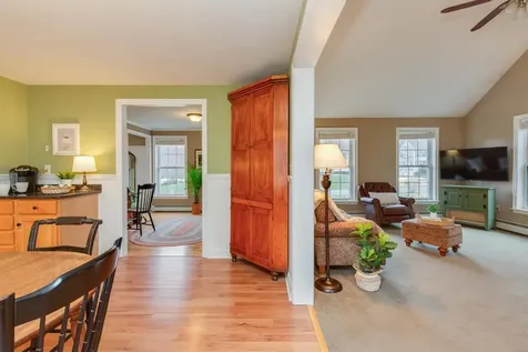 14 Ganley Drive Salem NH 03079