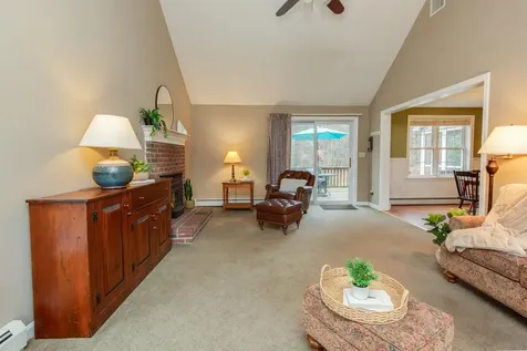 14 Ganley Drive Salem NH 03079