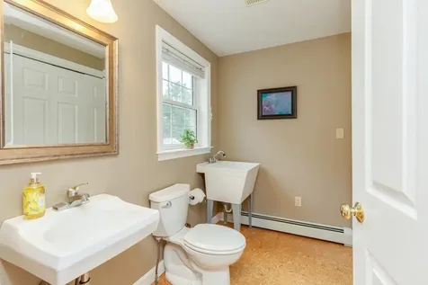 14 Ganley Drive Salem NH 03079