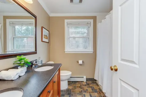 14 Ganley Drive Salem NH 03079
