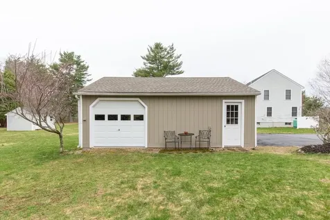 14 Ganley Drive Salem NH 03079