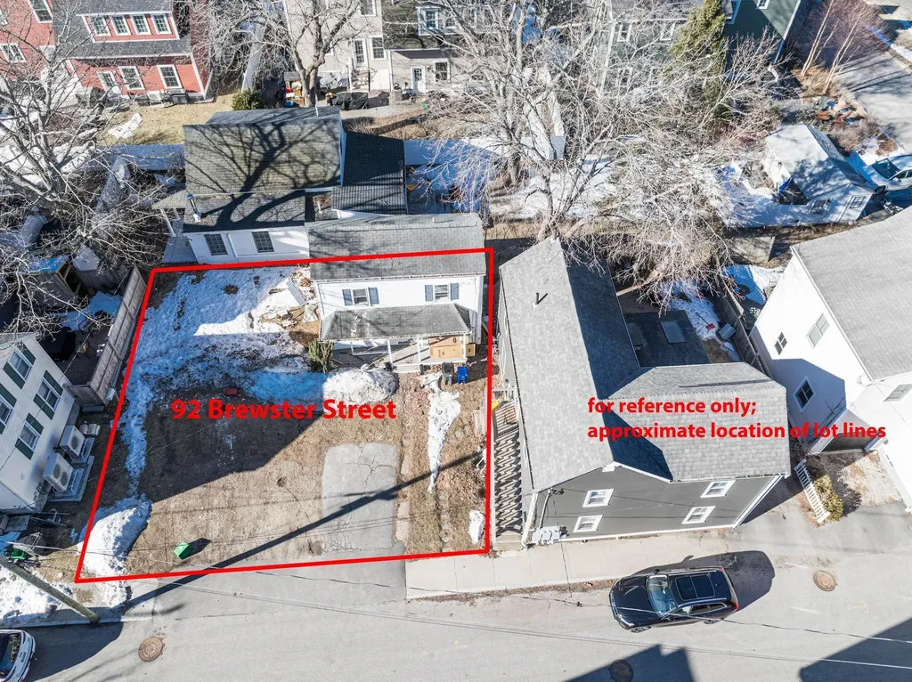 92 Brewster Street Portsmouth NH 03801