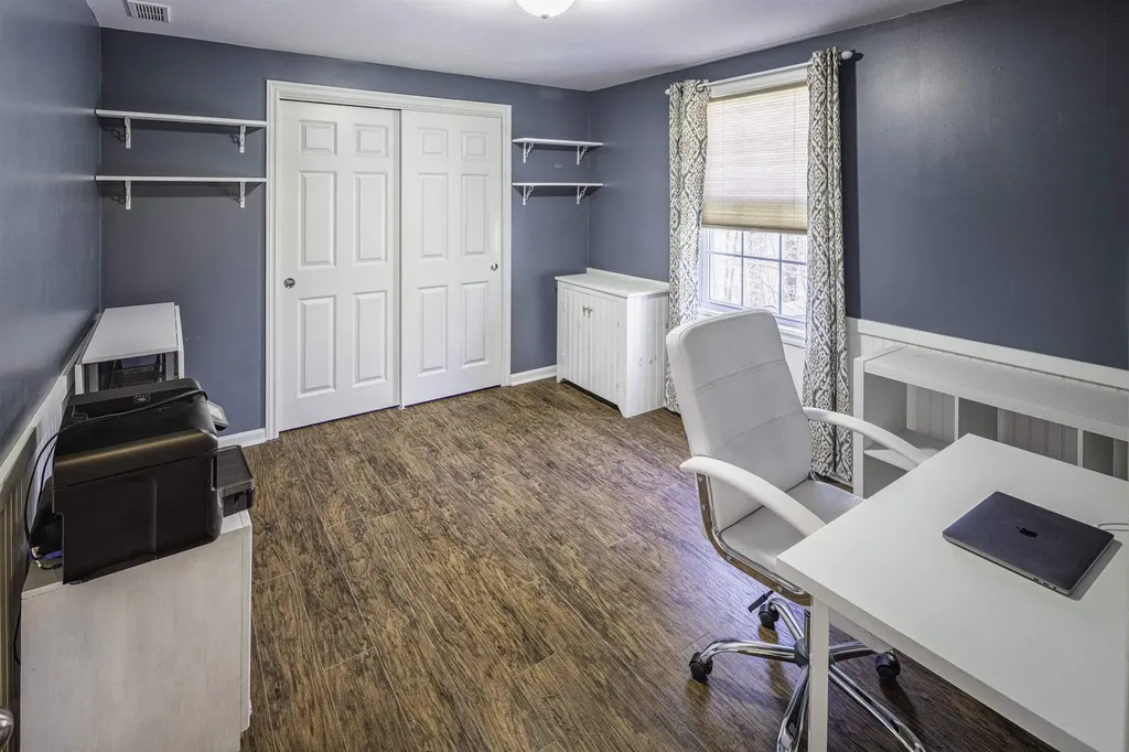 7 Hawthorne Circle Somersworth NH 03878