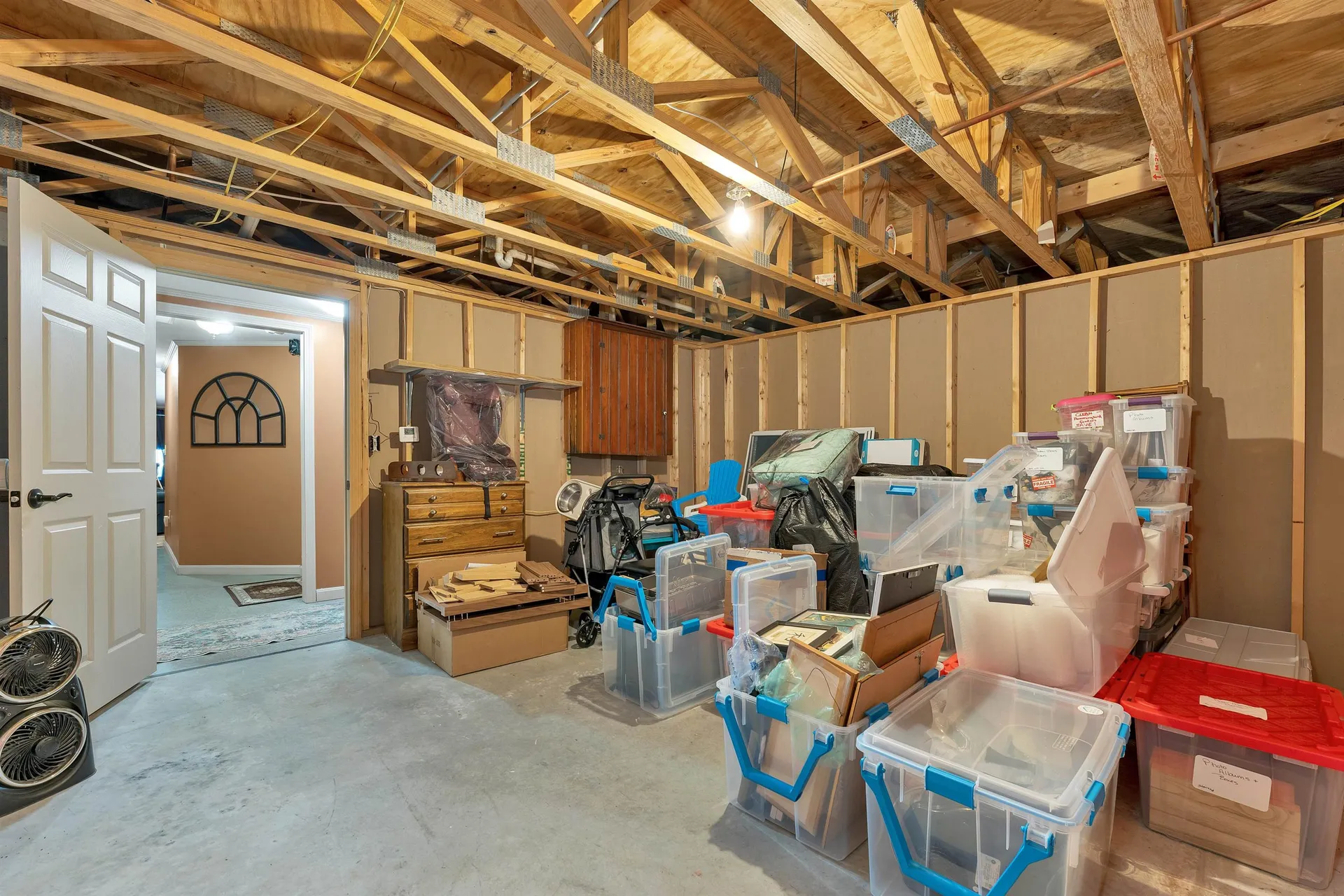10 Oak Leaf Avenue Tuftonboro NH 03816