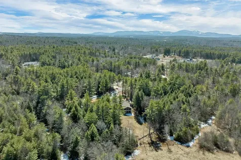10 Oak Leaf Avenue Tuftonboro NH 03816