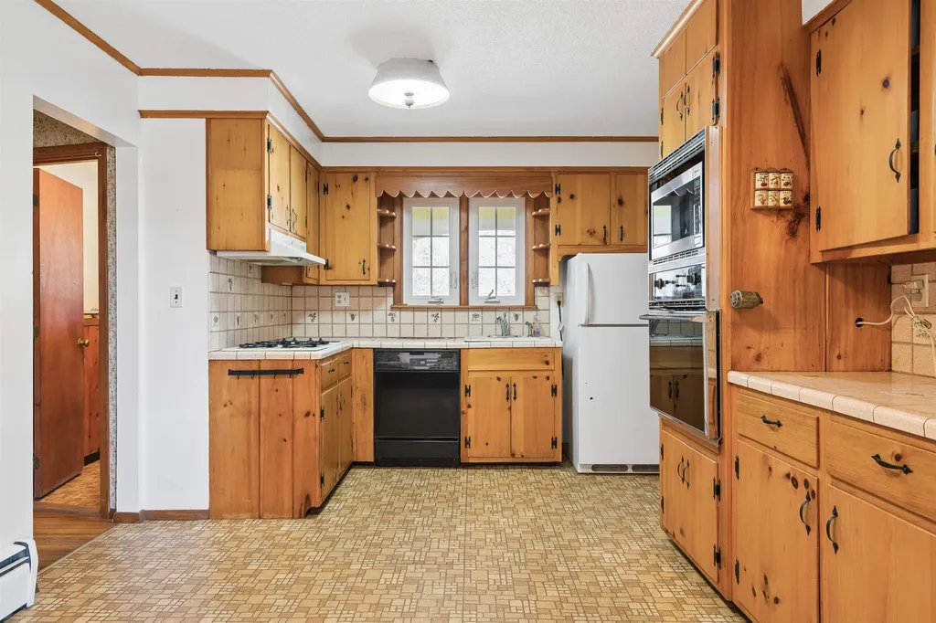 567 Churchill Road West Windsor VT 05037