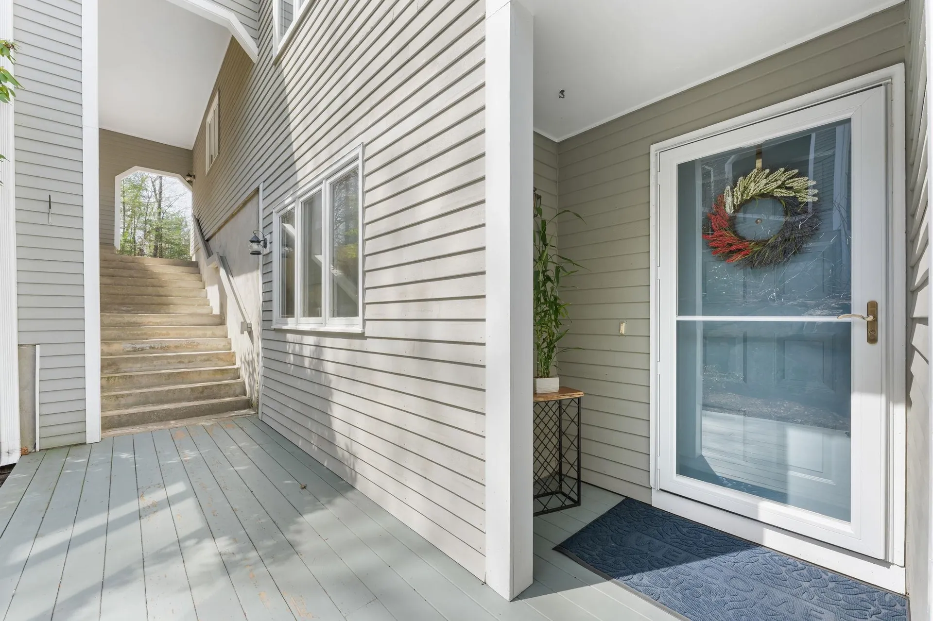 12 Heather Court Nashua NH 03062