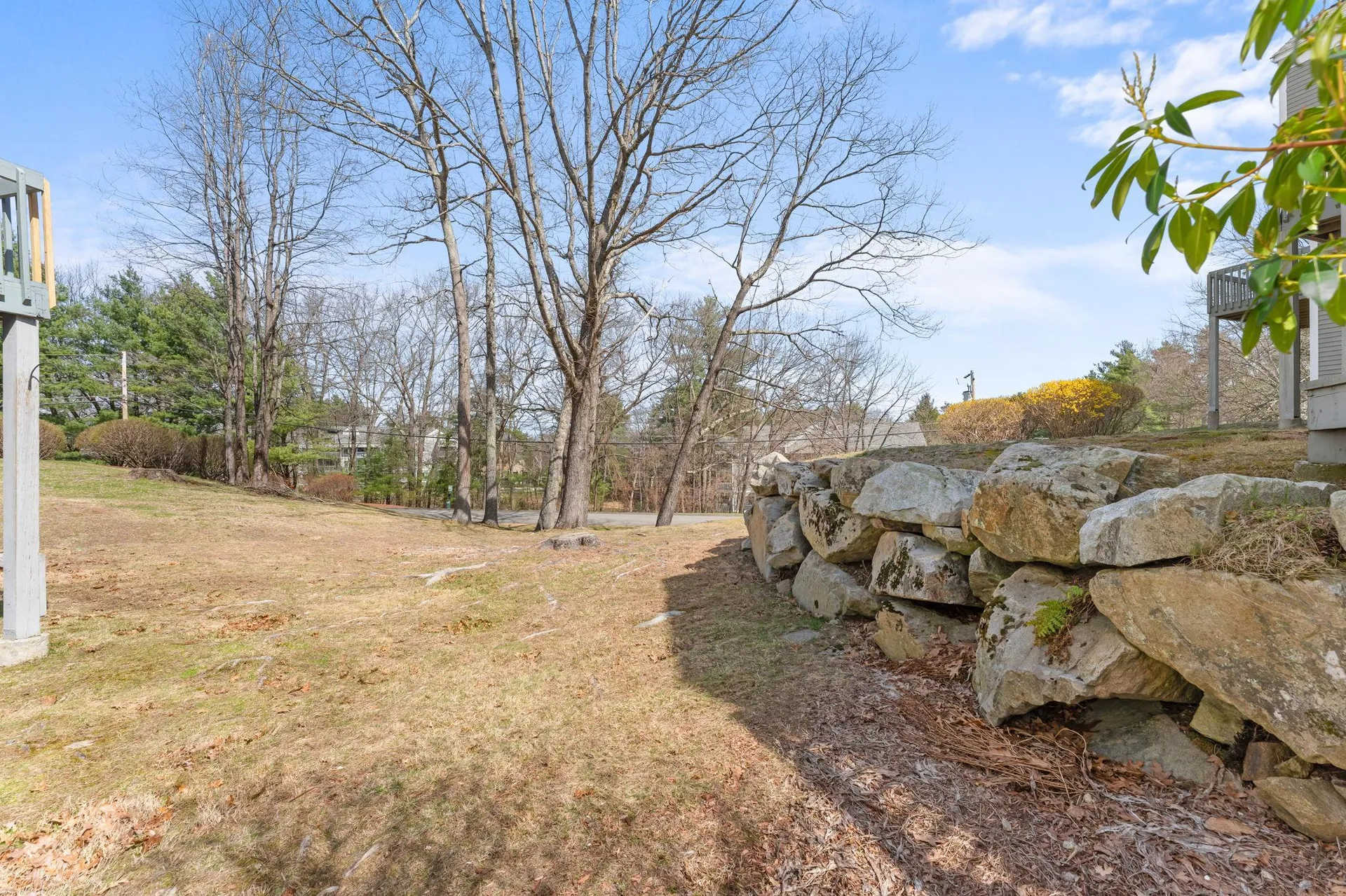 12 Heather Court Nashua NH 03062