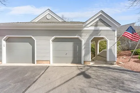 12 Heather Court Nashua NH 03062