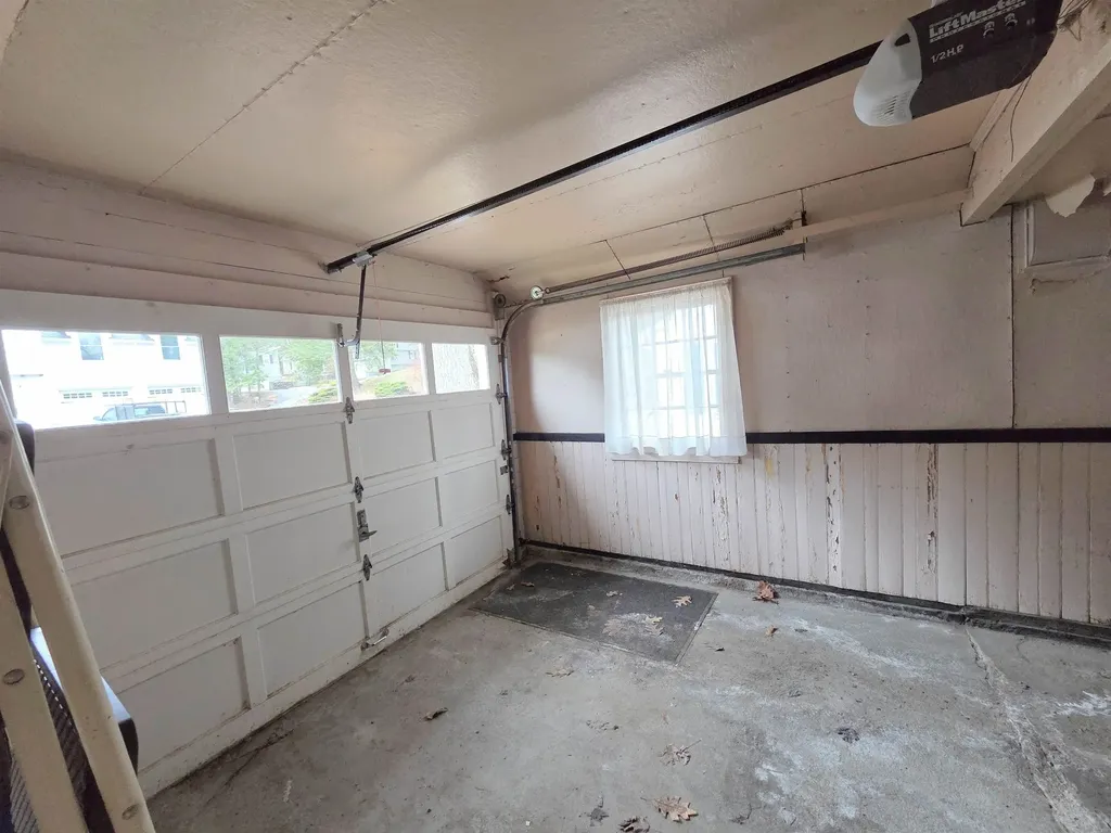 85 Underclyffe Road St. Johnsbury VT 05819