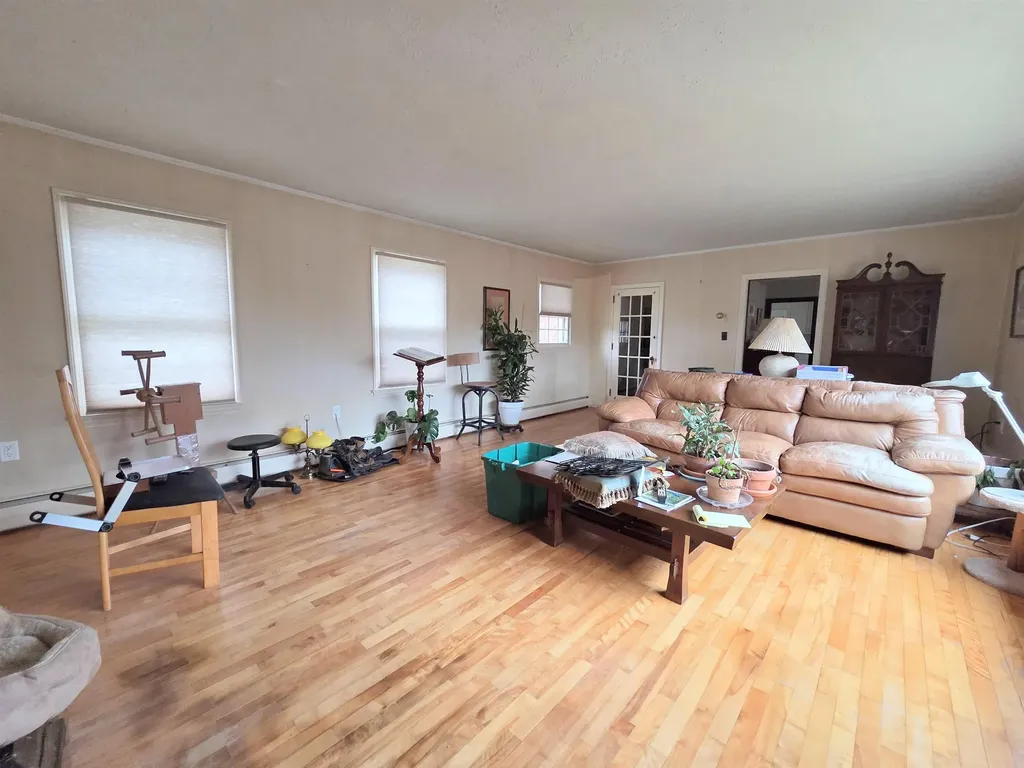 85 Underclyffe Road St. Johnsbury VT 05819