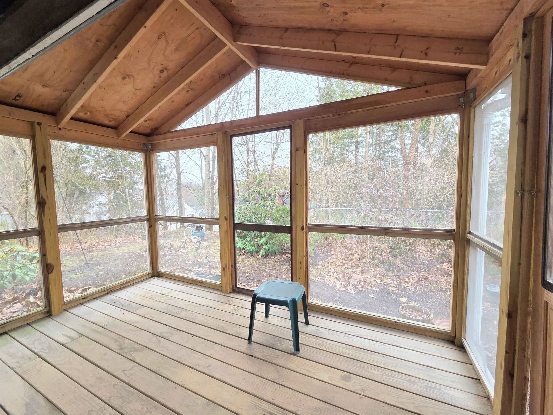 85 Underclyffe Road St. Johnsbury VT 05819