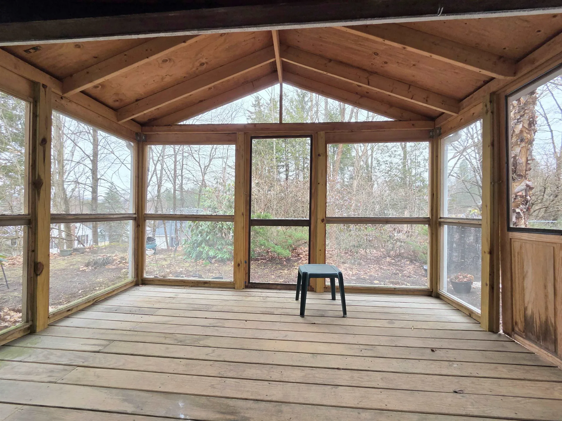85 Underclyffe Road St. Johnsbury VT 05819