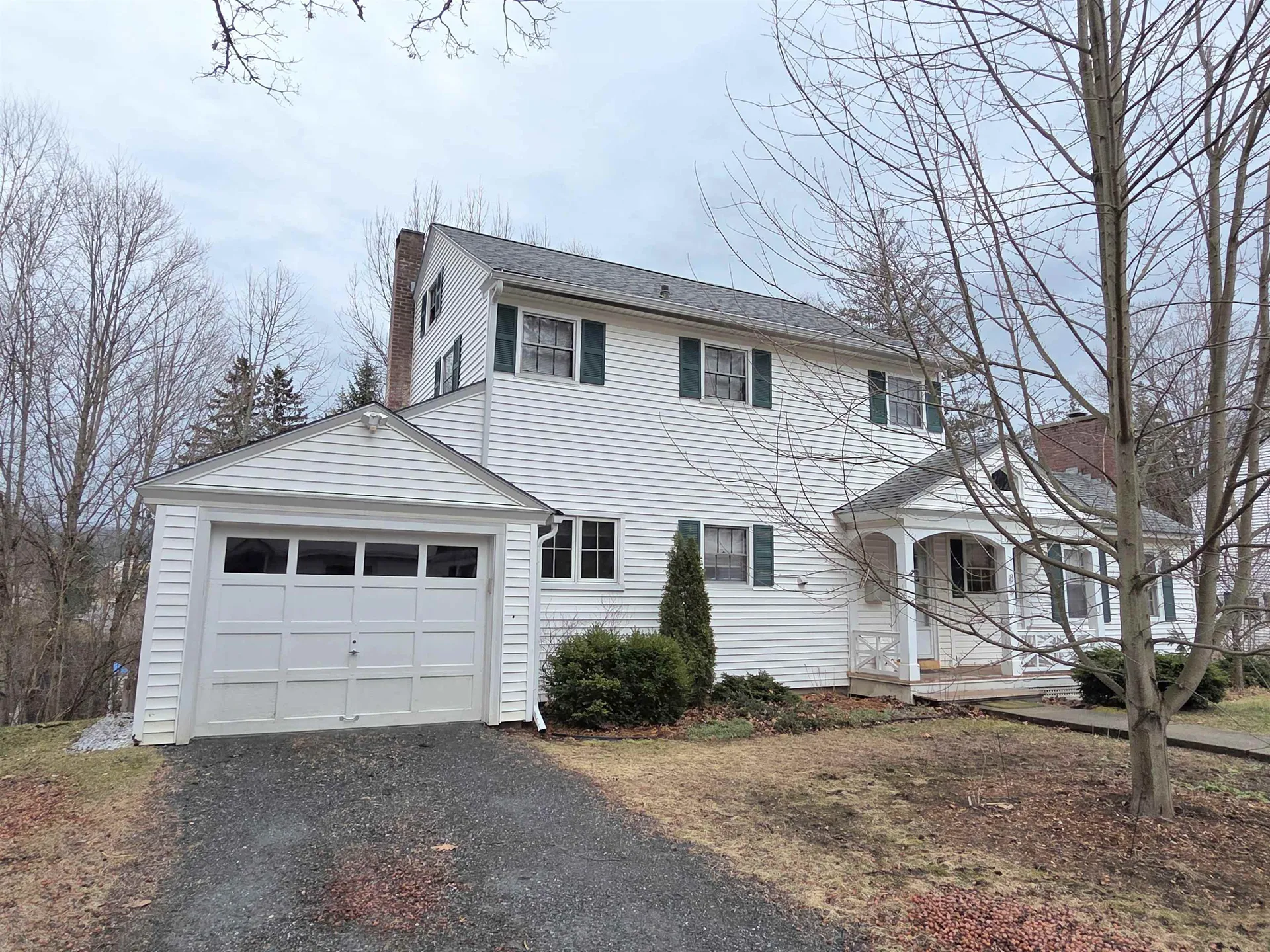 85 Underclyffe Road St. Johnsbury VT 05819