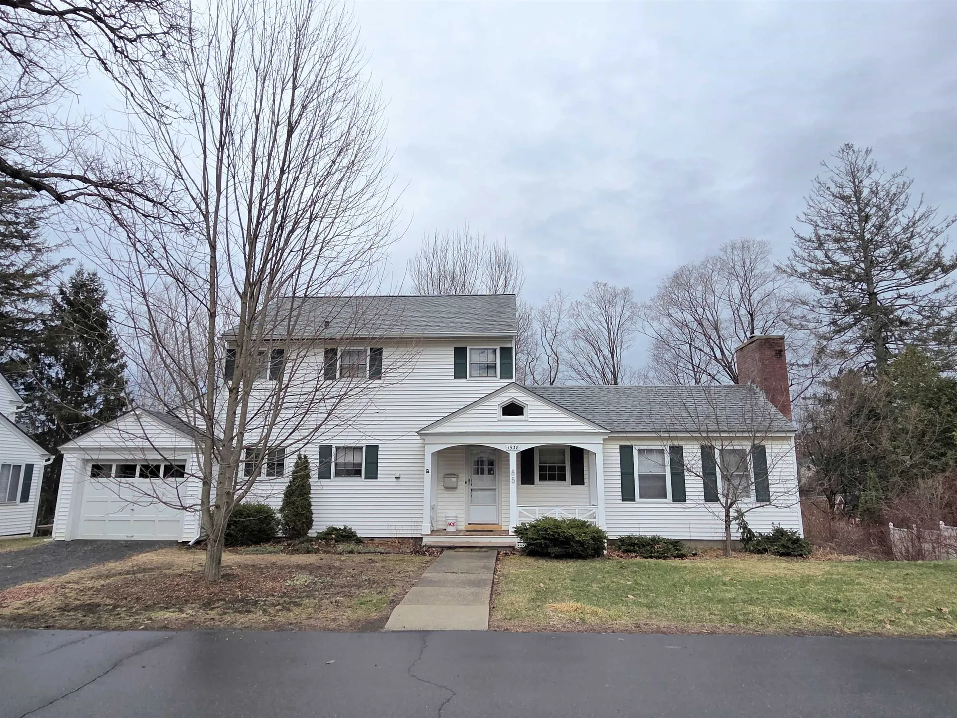 85 Underclyffe Road St. Johnsbury VT 05819