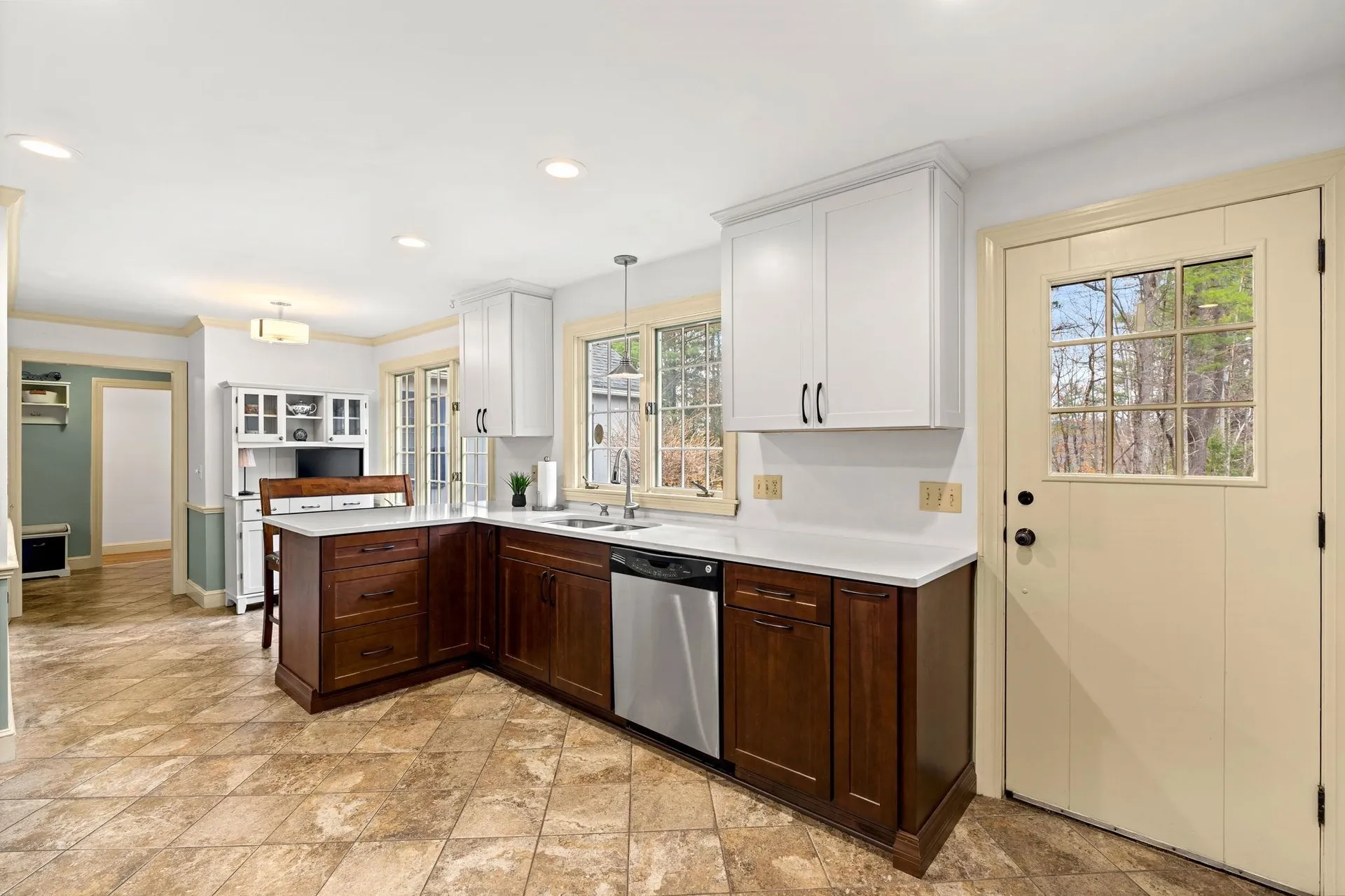 25 West Drive Bedford NH 03110