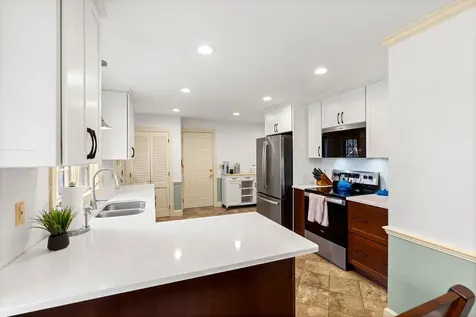 25 West Drive Bedford NH 03110