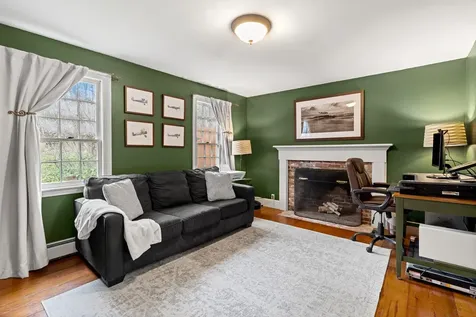 25 West Drive Bedford NH 03110