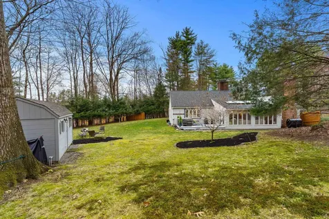 25 West Drive Bedford NH 03110