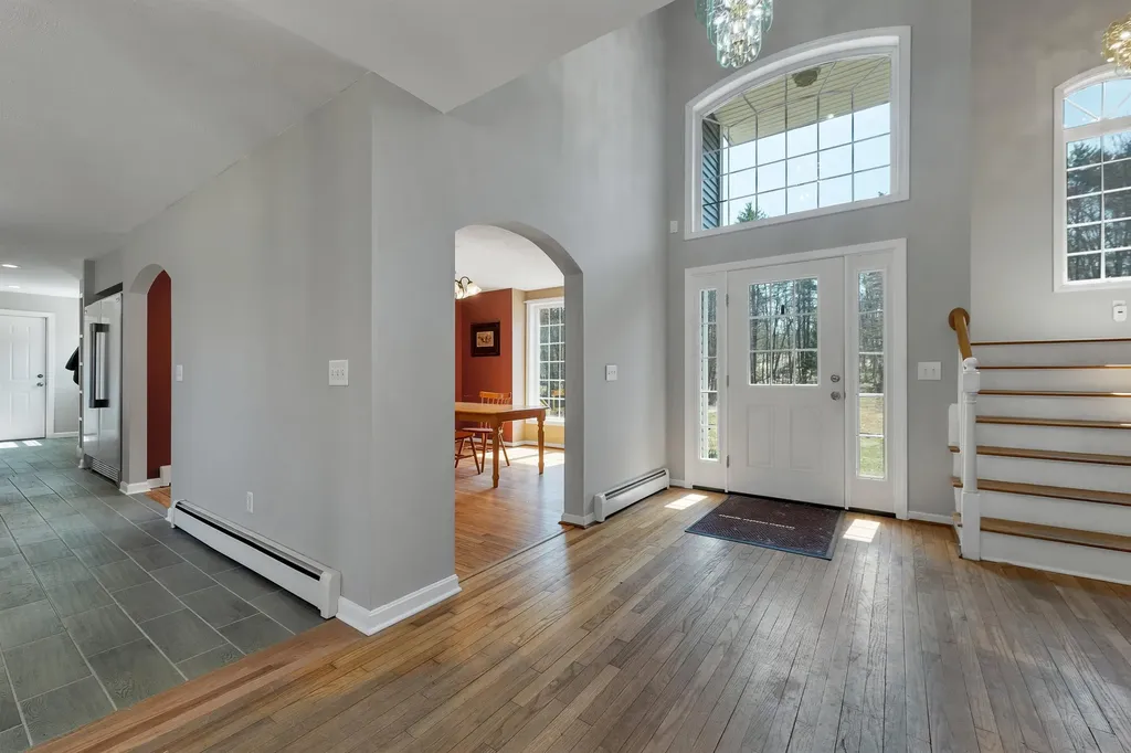 47 Little Mill Road Sandown NH 03873