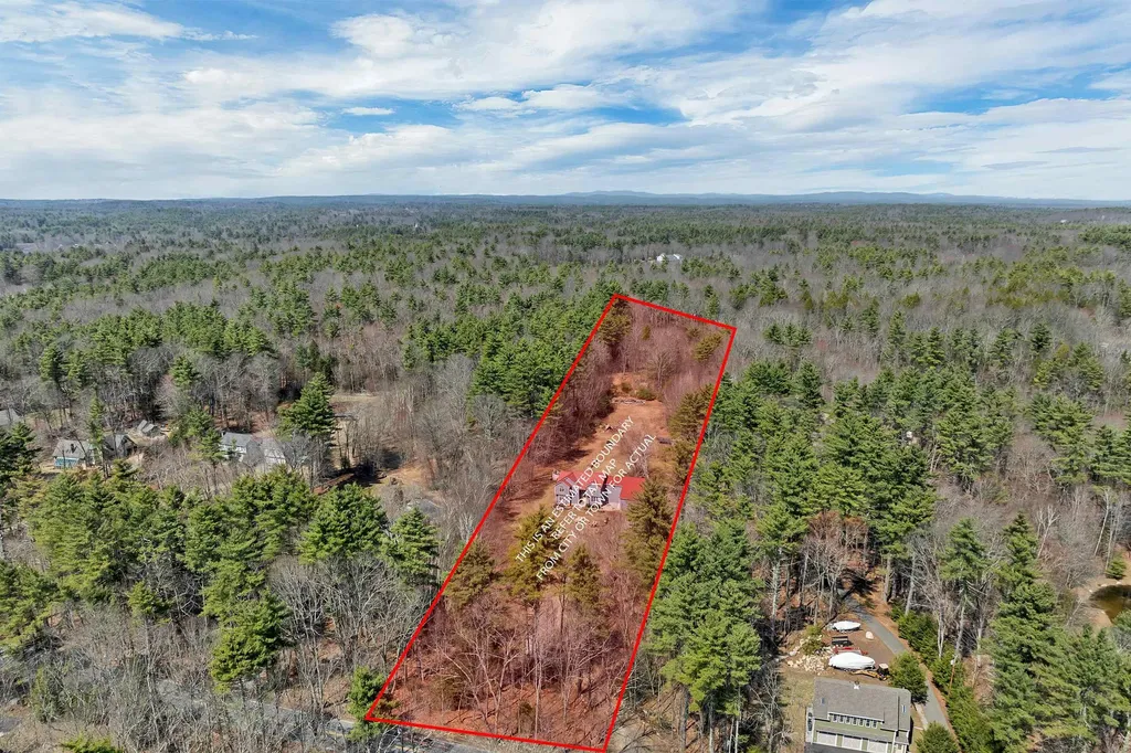47 Little Mill Road Sandown NH 03873