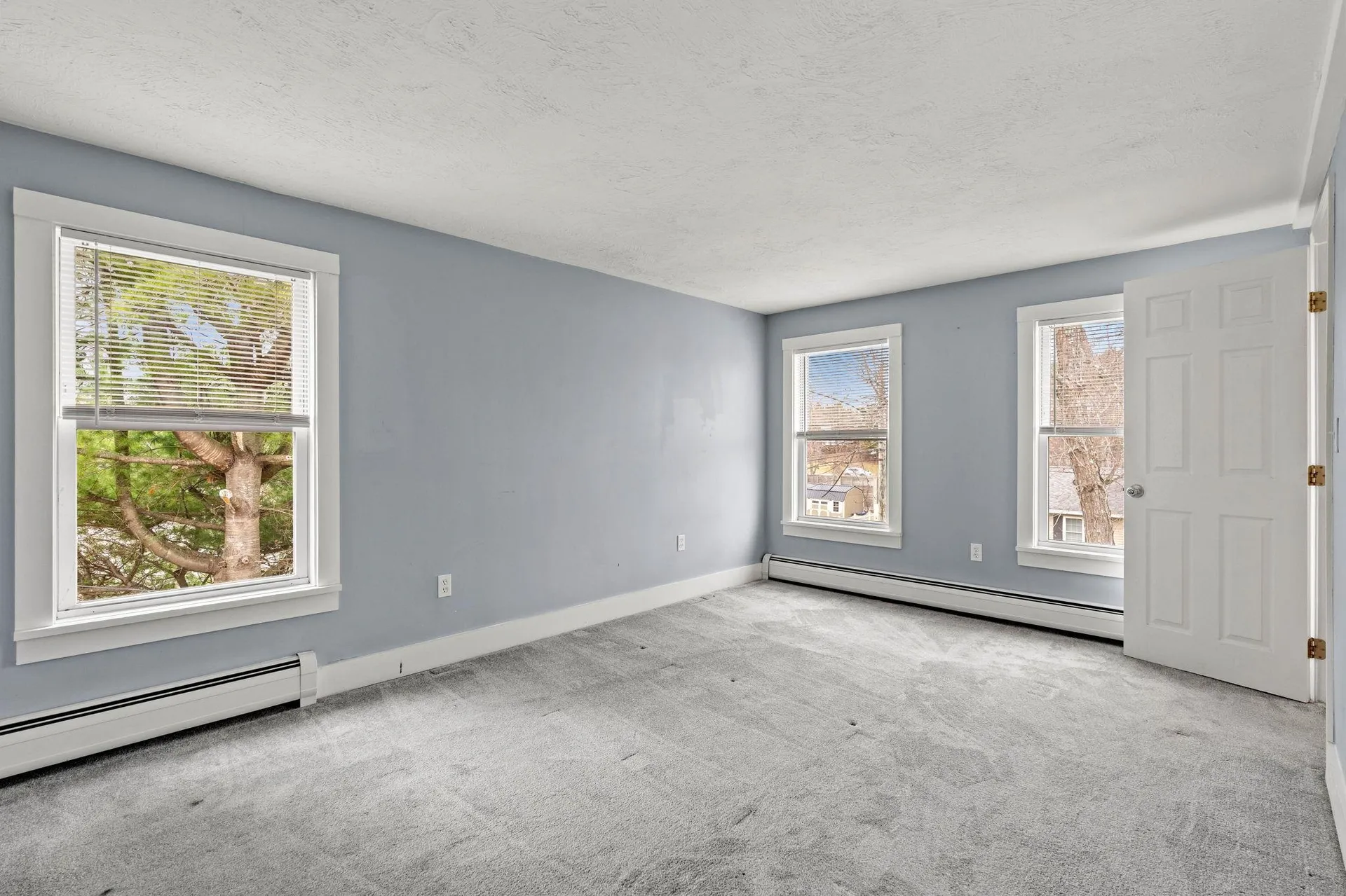 214 Maplehurst Avenue Manchester NH 03104