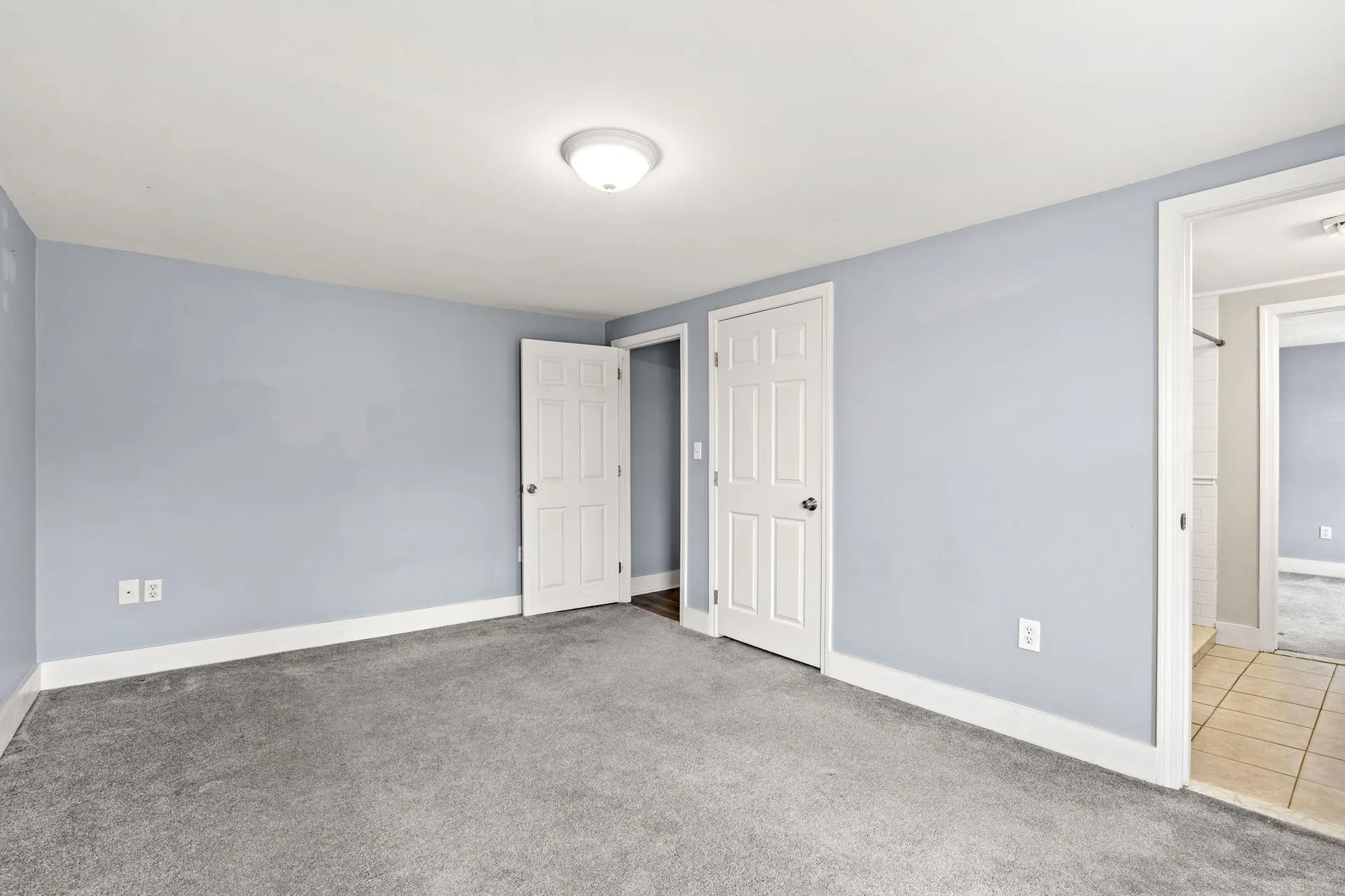 214 Maplehurst Avenue Manchester NH 03104
